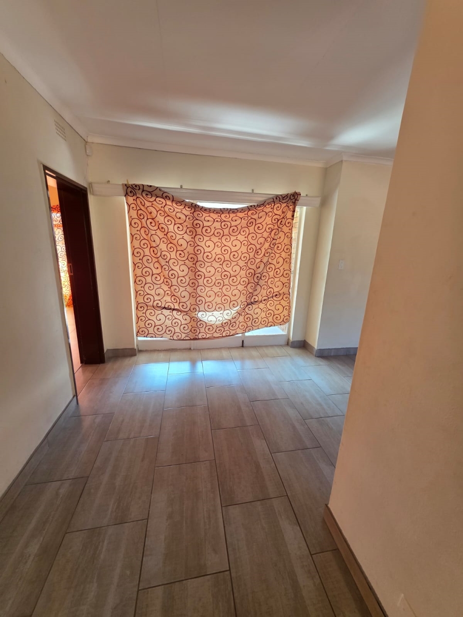 4 Bedroom Property for Sale in Vaalpark Free State